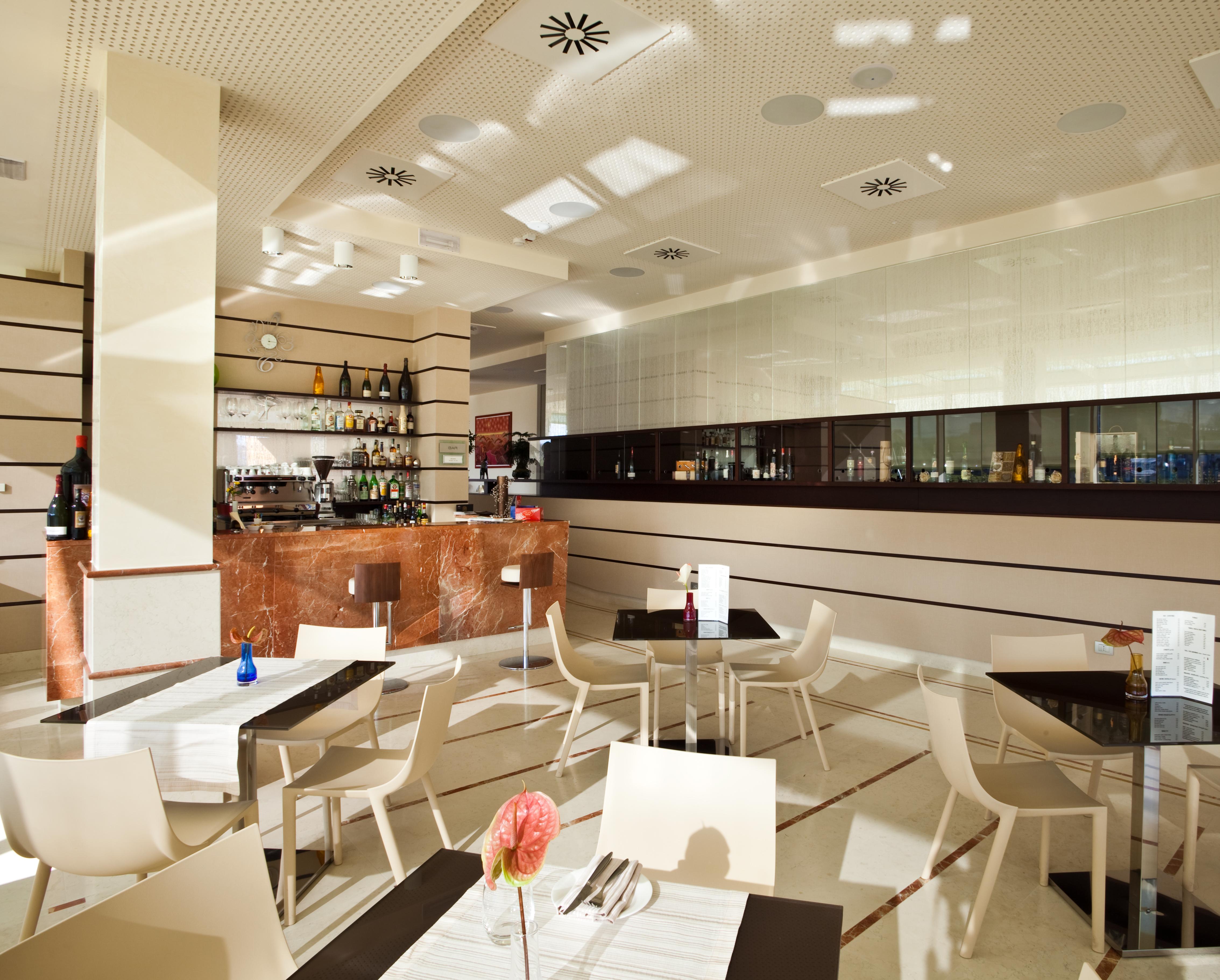 Breaking Business Hotel 모스치아노 산탄젤로 외부 사진